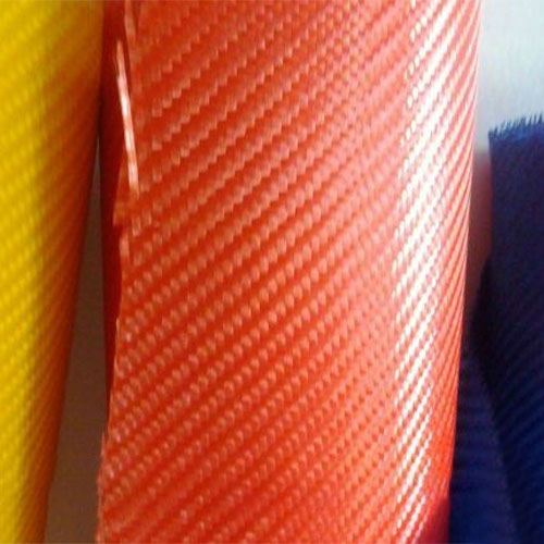 Farbená tkanina zo sklenených vlákien